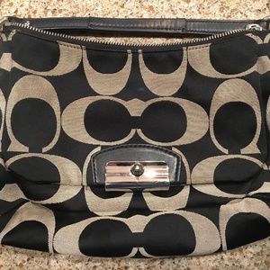 Coach Signature "C" Crossbody purse - black/cream